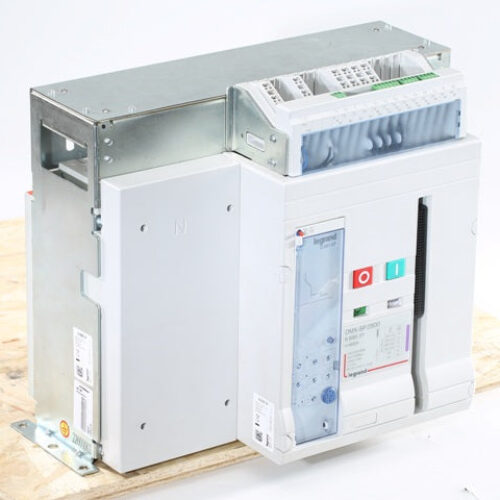 Legrand 669531 – 800A FP 50kA Fixed DMX SP ACB